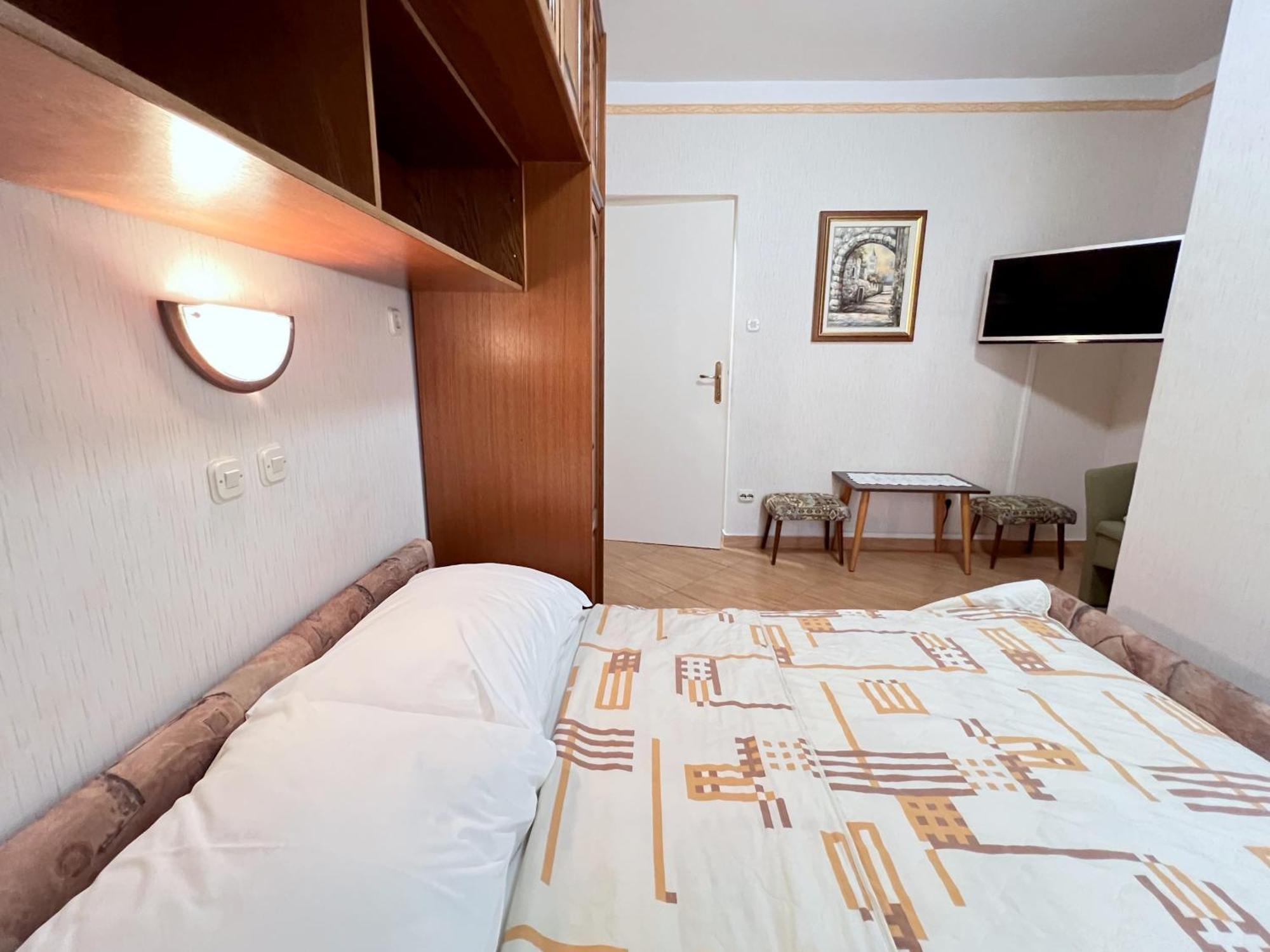 Bed & Breakfast Rab Palit Экстерьер фото
